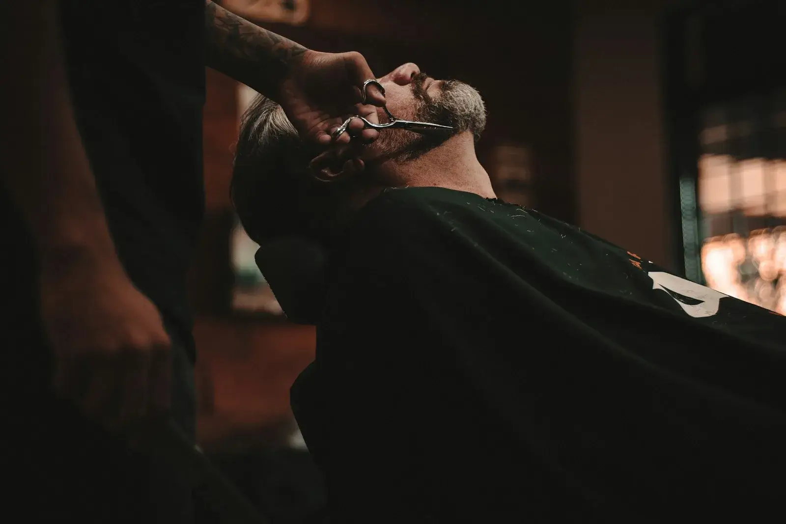 Barbershop online rezervasyon: walk-in, düzenli müşteri ve no-show kontrolü